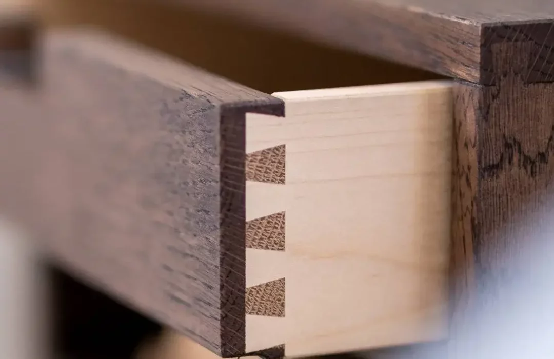 vagghangt_sangbord_med_laxsinkning